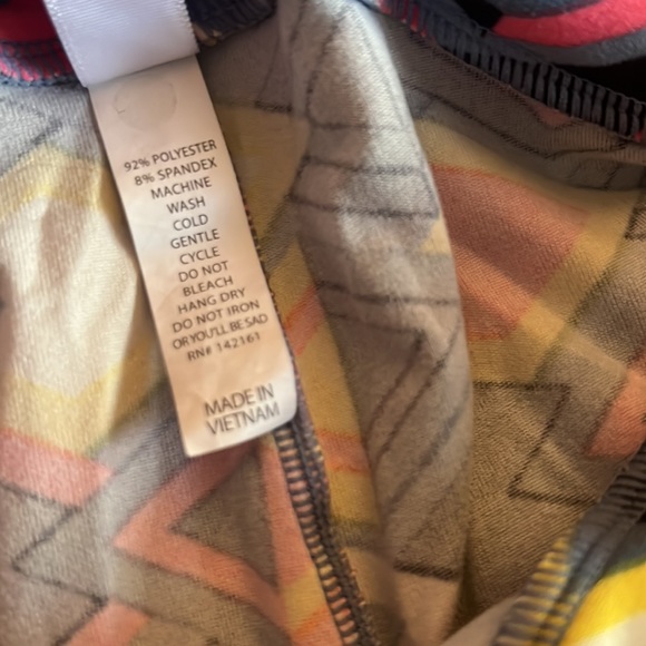 Lularoe Tall and Curvy Leggings Used - Picture 3 of 4